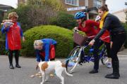 Amy, Gracie, cyclists, singers and cakes